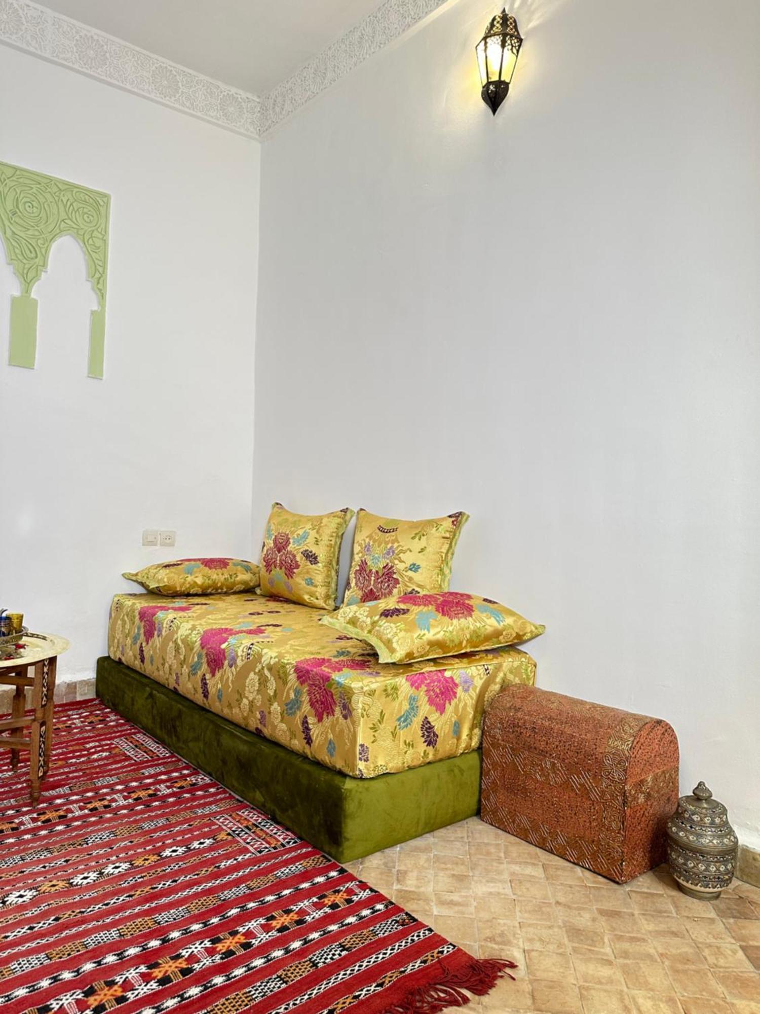 Bed and breakfast Dar Khmissa Fès Extérieur photo