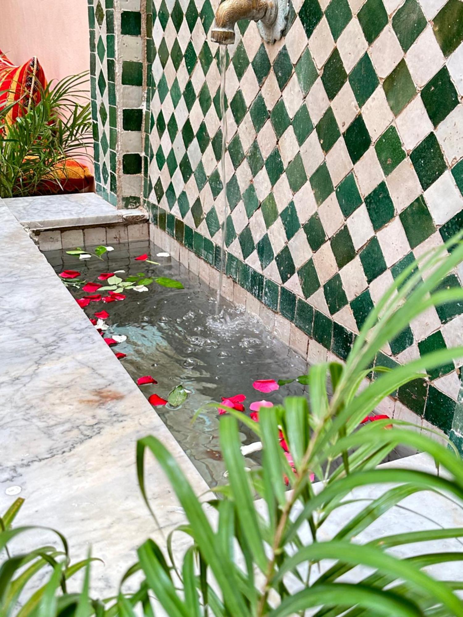 Bed and breakfast Dar Khmissa Fès Extérieur photo