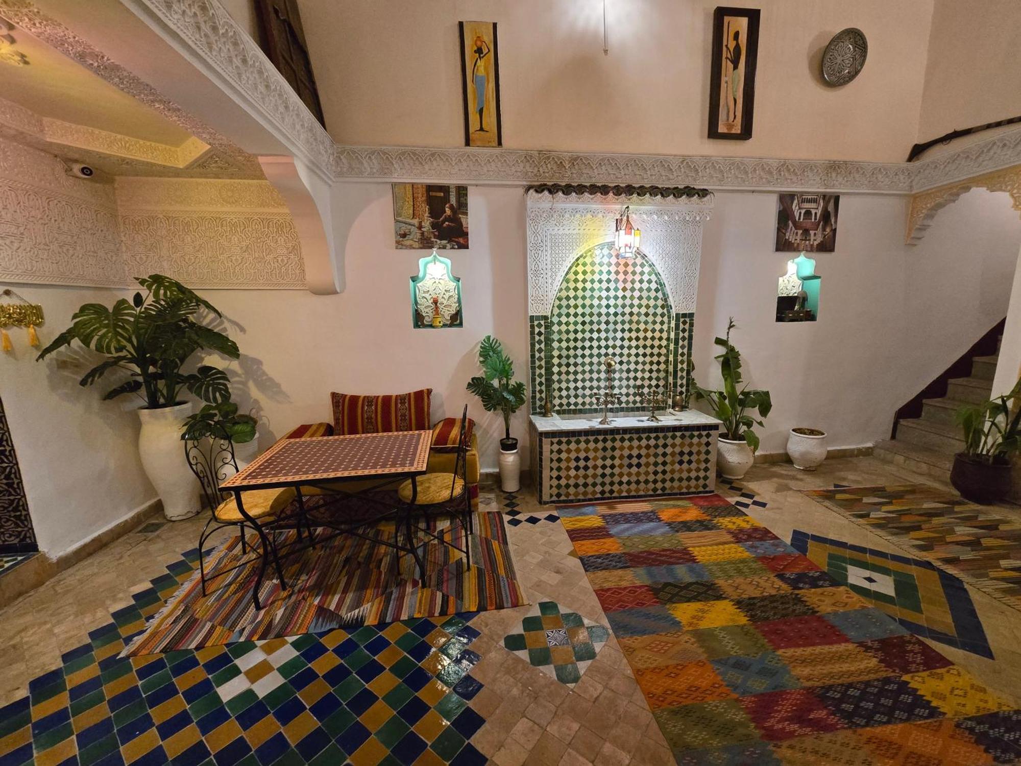 Bed and breakfast Dar Khmissa Fès Extérieur photo