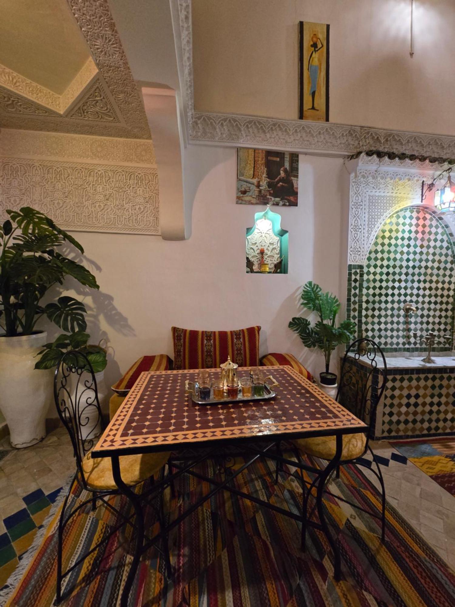 Bed and breakfast Dar Khmissa Fès Extérieur photo