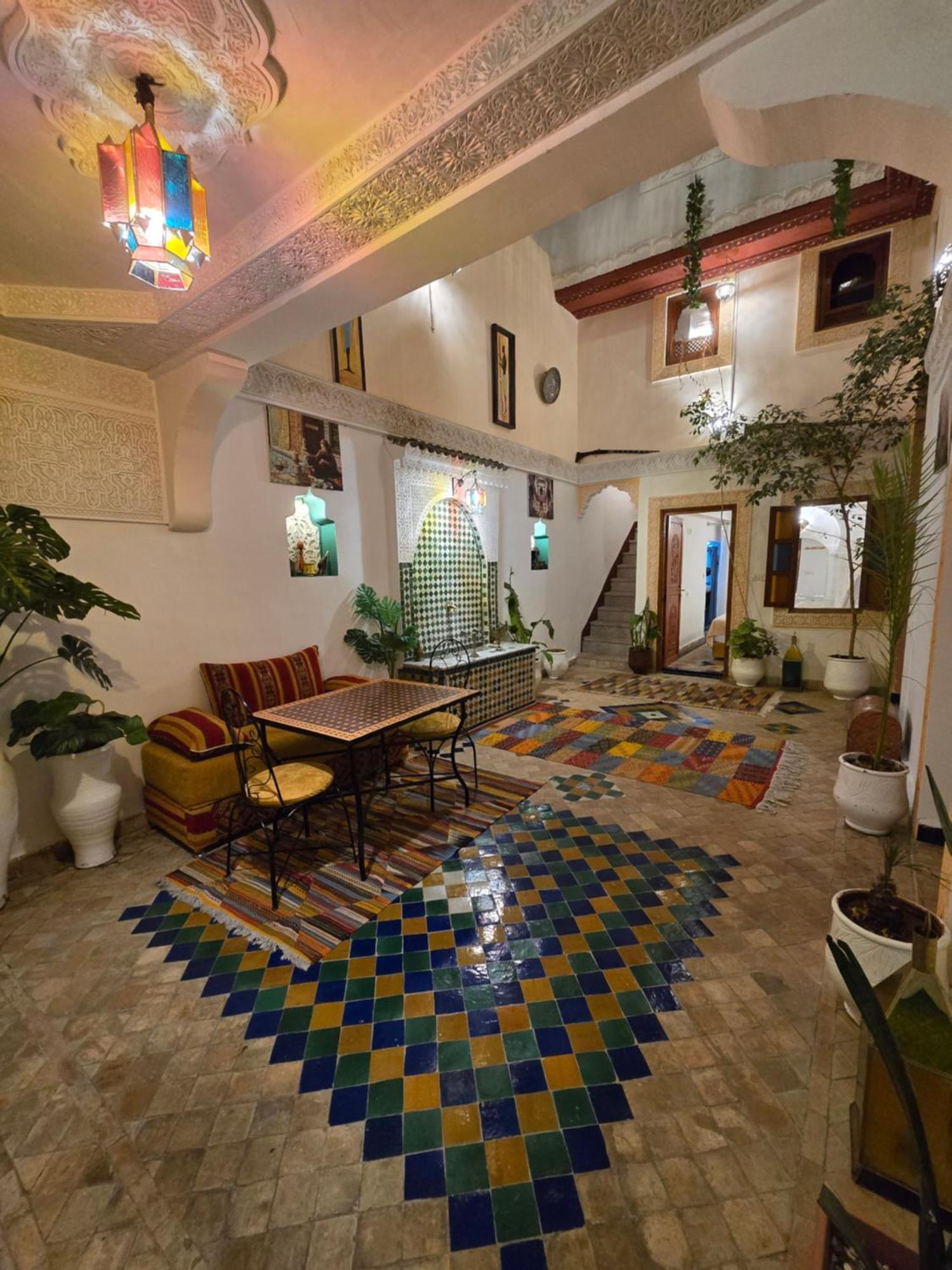 Bed and breakfast Dar Khmissa Fès Extérieur photo