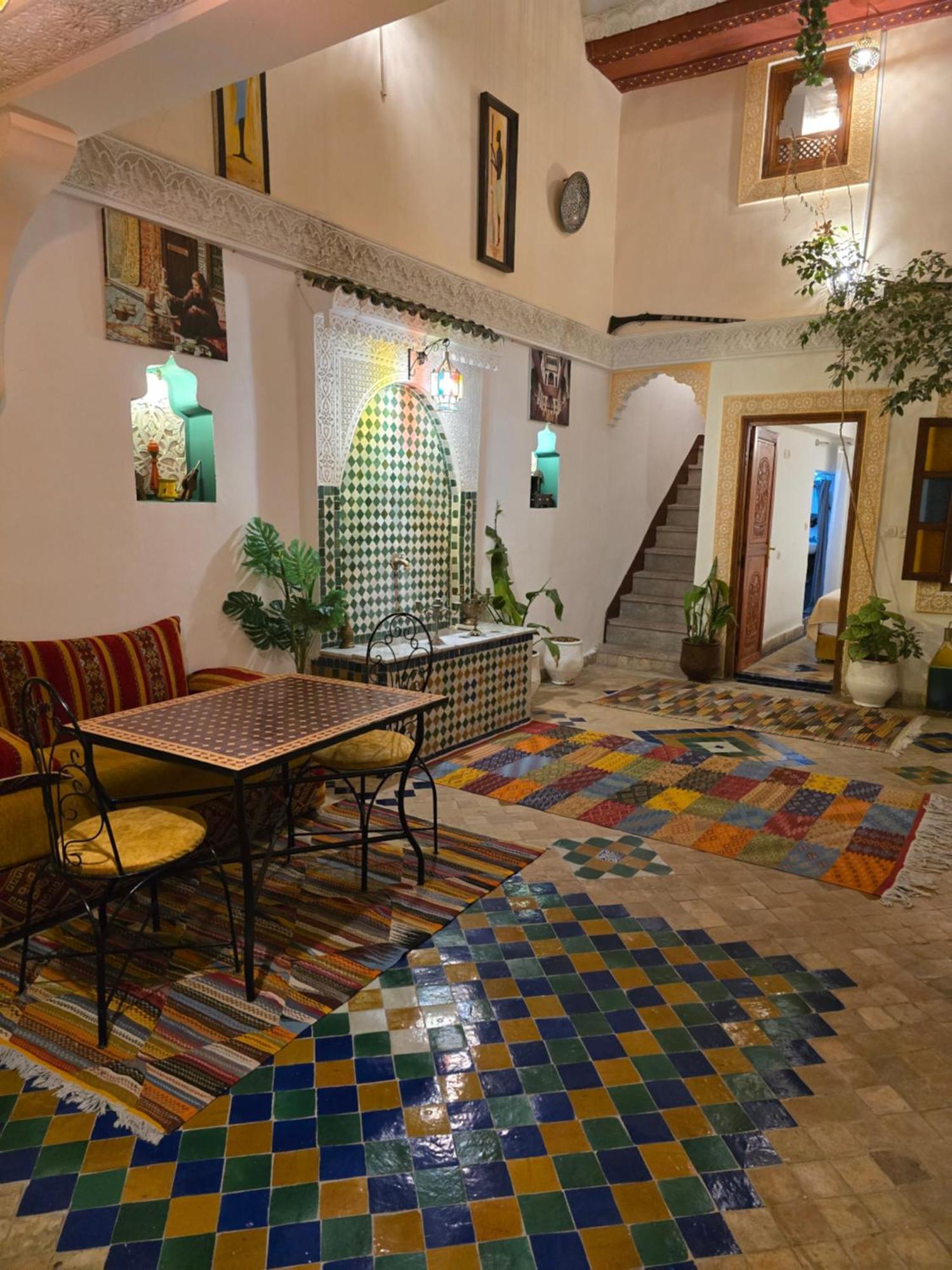 Bed and breakfast Dar Khmissa Fès Extérieur photo