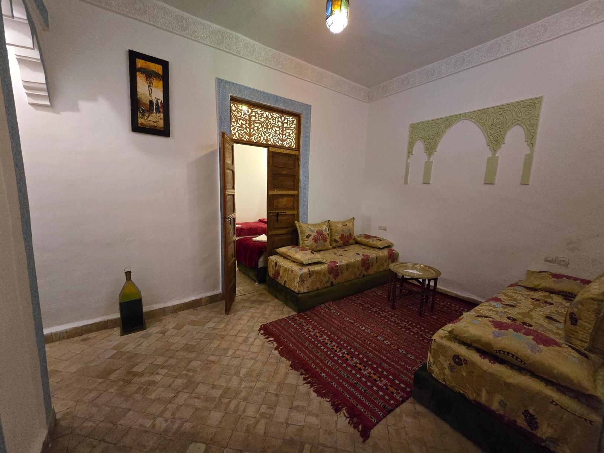 Bed and breakfast Dar Khmissa Fès Extérieur photo