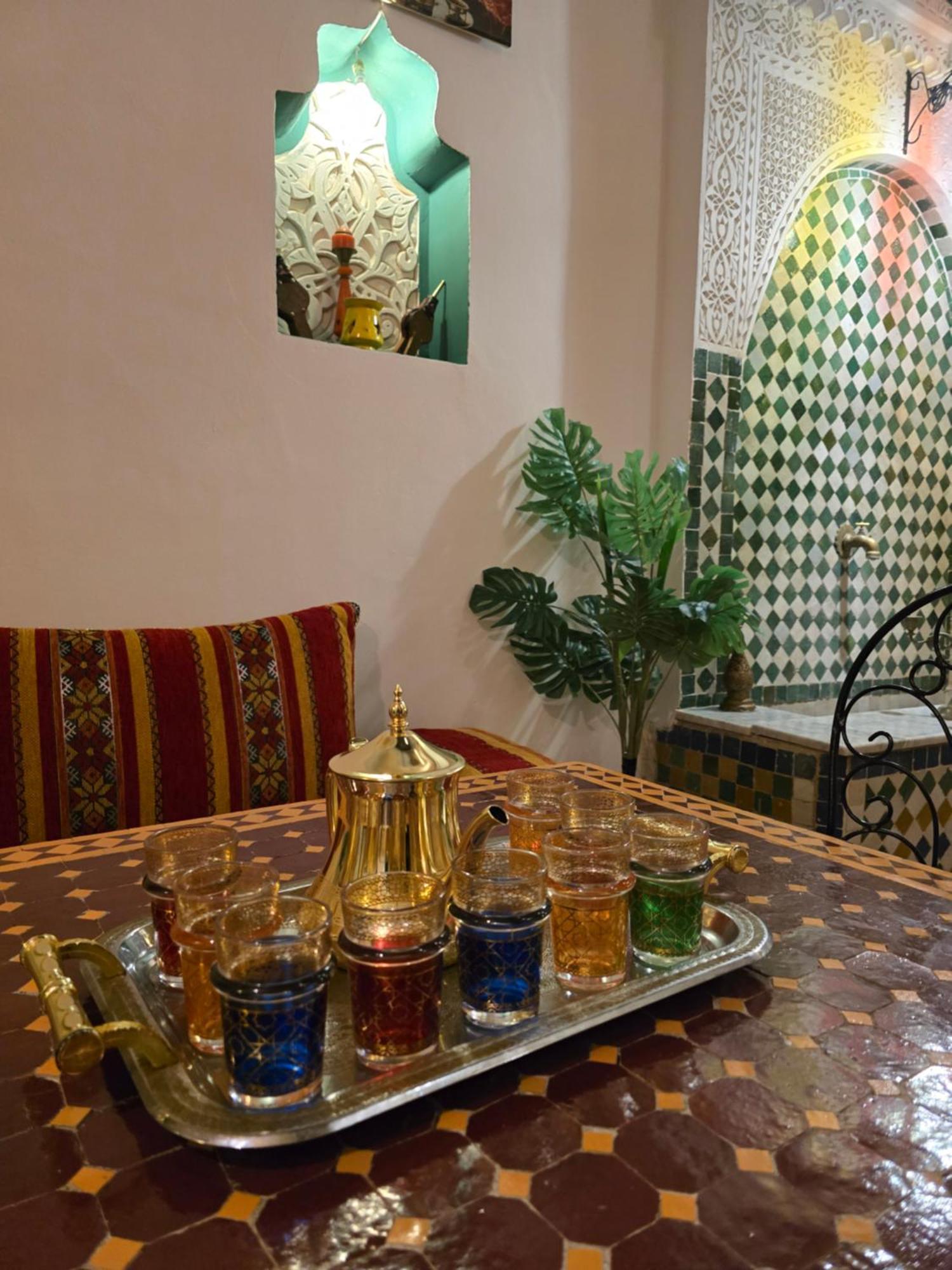 Bed and breakfast Dar Khmissa Fès Extérieur photo