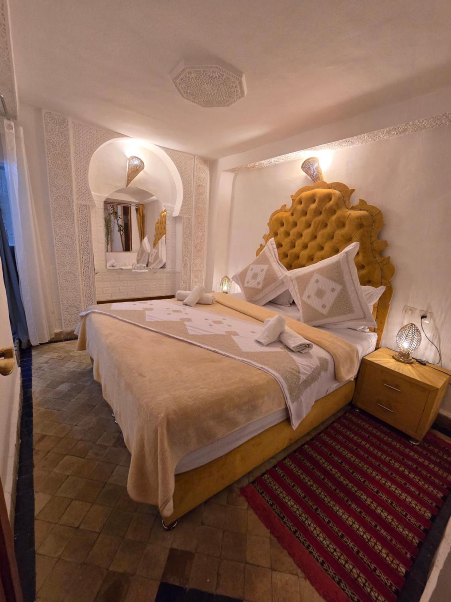 Bed and breakfast Dar Khmissa Fès Extérieur photo
