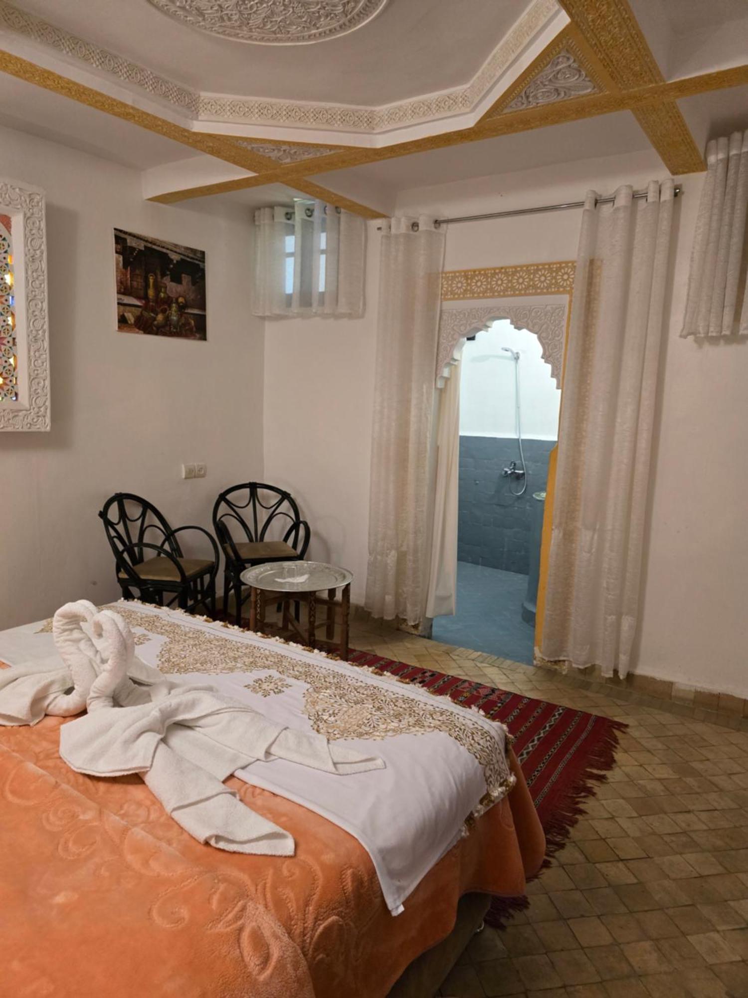 Bed and breakfast Dar Khmissa Fès Extérieur photo