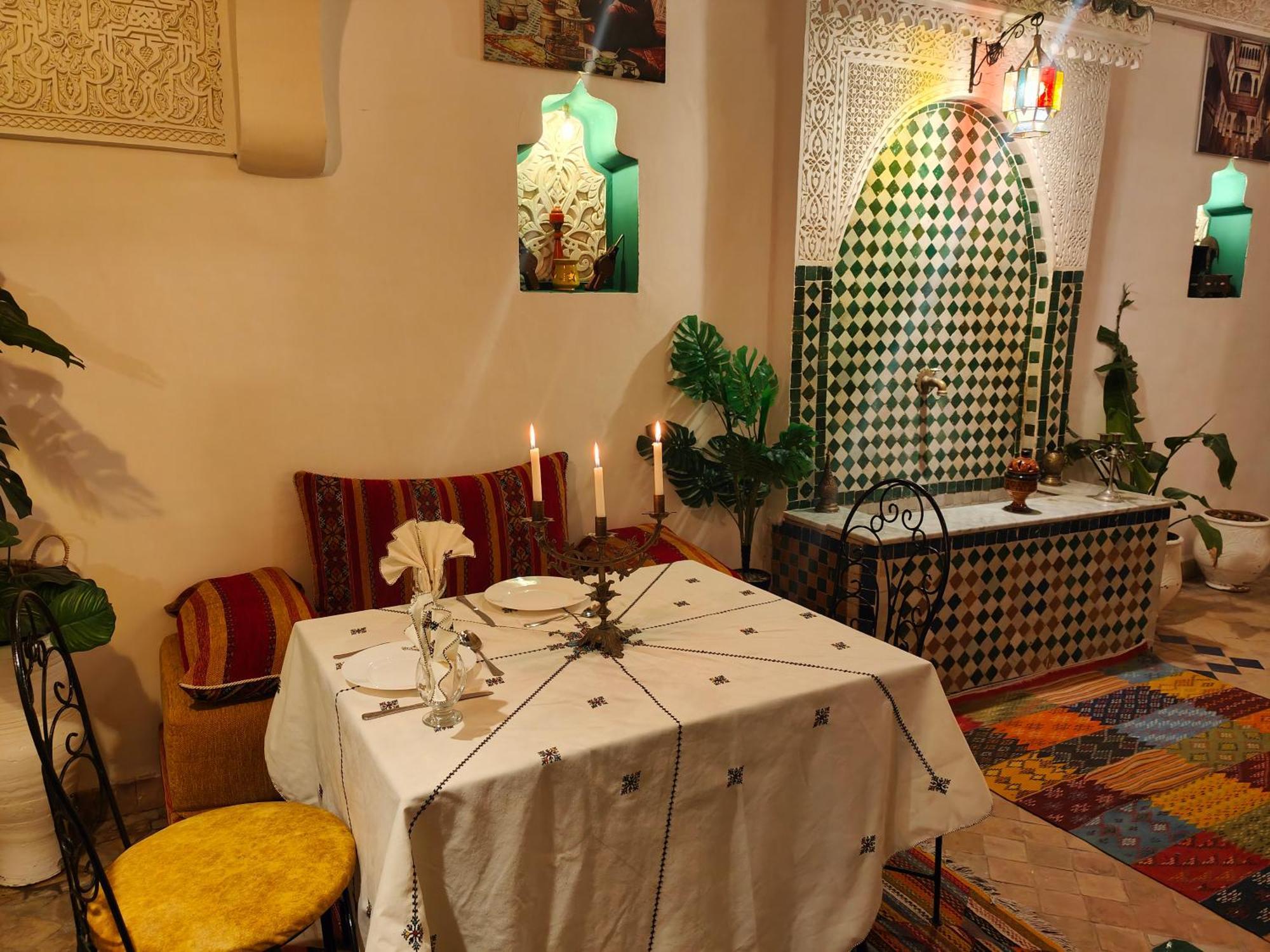 Bed and breakfast Dar Khmissa Fès Extérieur photo